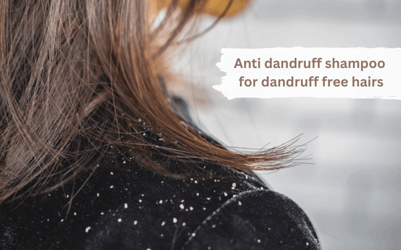 dandruff  has been showed girls shoulder