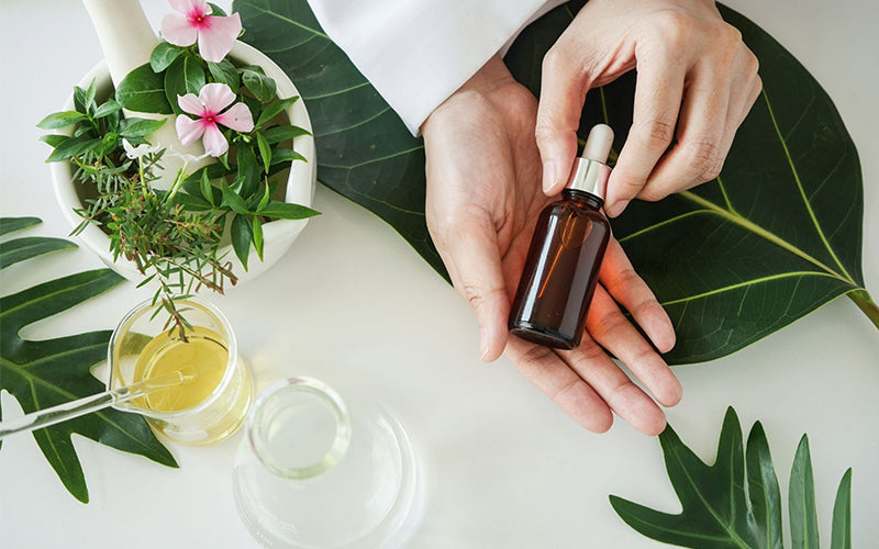 What is Kumkumadi Face Serum Made Of ?